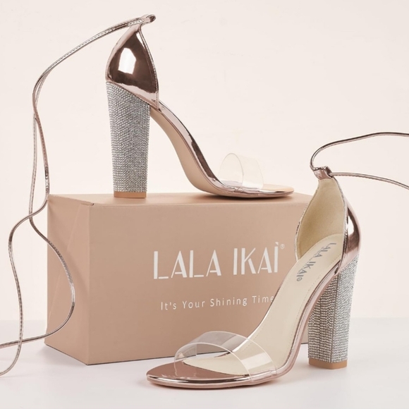 Lala Ikai Chuncky Rhinestone Strappy Heels Women's Size 8 - Picture 3 of 8